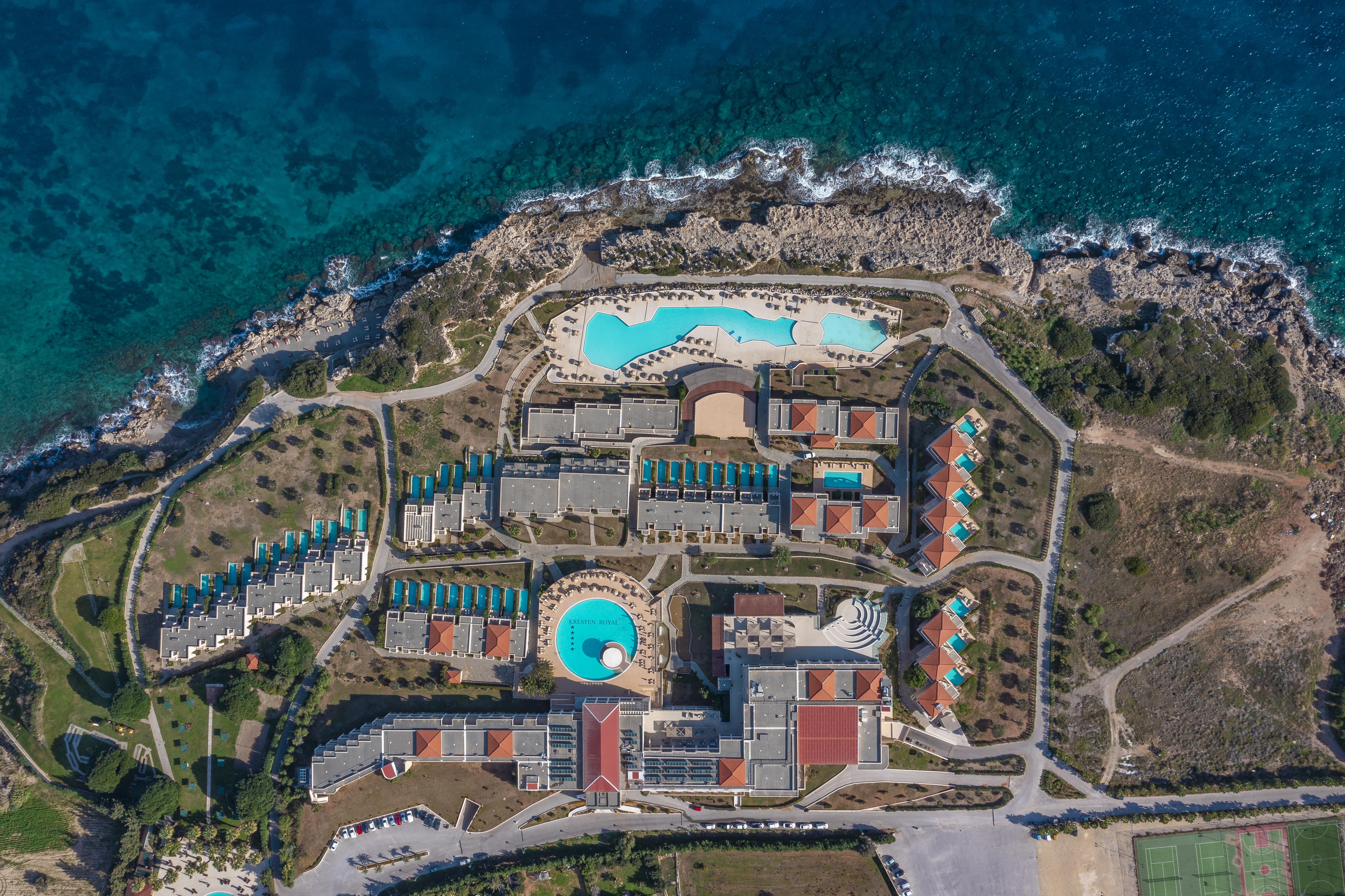 Kresten Royal Euphoria Semesteranläggning (resort)
